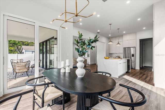 1320 CLOVERLAWN AVENUE, Orlando, FL 32806