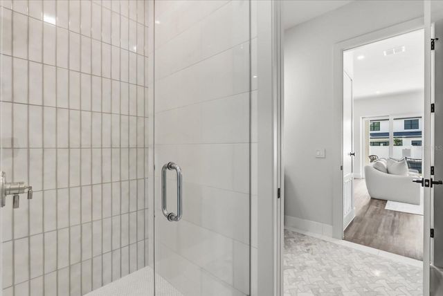 1320 CLOVERLAWN AVENUE, Orlando, FL 32806