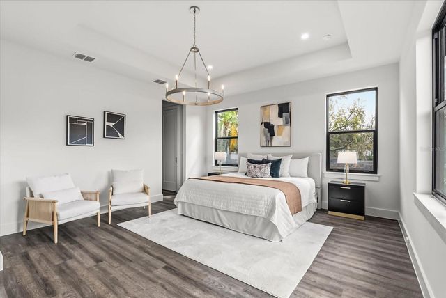 1320 CLOVERLAWN AVENUE, Orlando, FL 32806