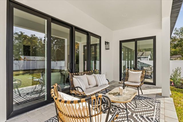 1320 CLOVERLAWN AVENUE, Orlando, FL 32806