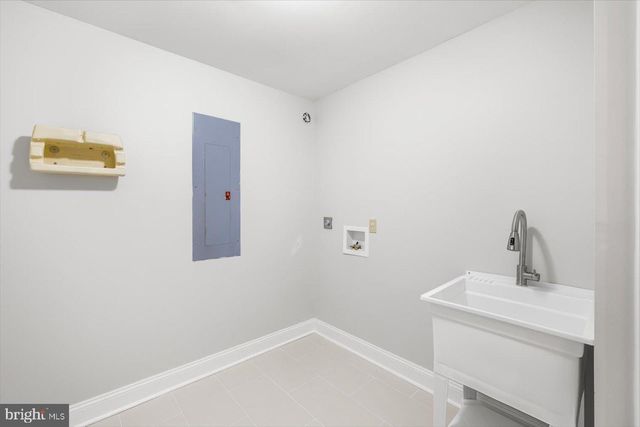 20 CESSNA LN, Fredericksburg, VA 22405