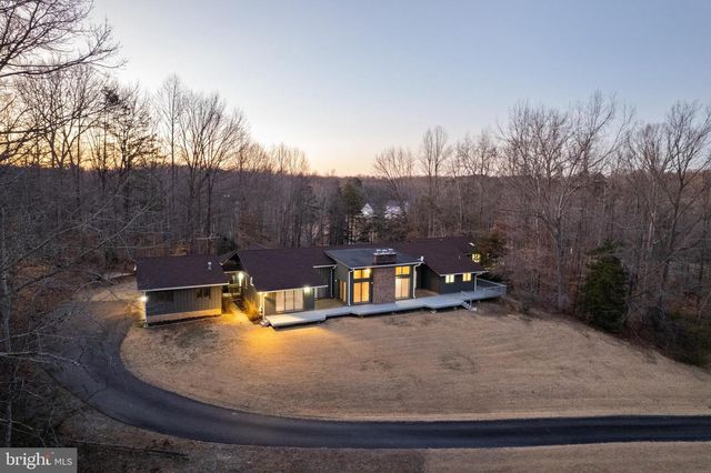 20 CESSNA LN, Fredericksburg, VA 22405