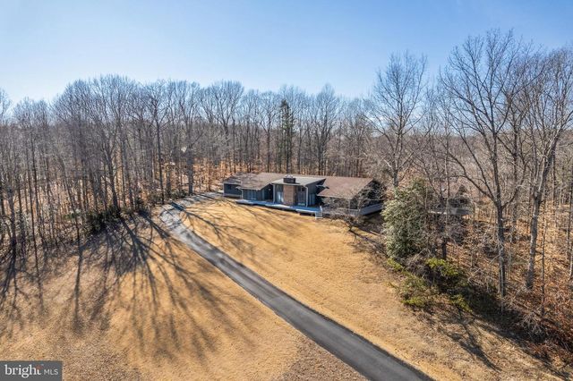 20 CESSNA LN, Fredericksburg, VA 22405