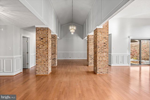 20 CESSNA LN, Fredericksburg, VA 22405