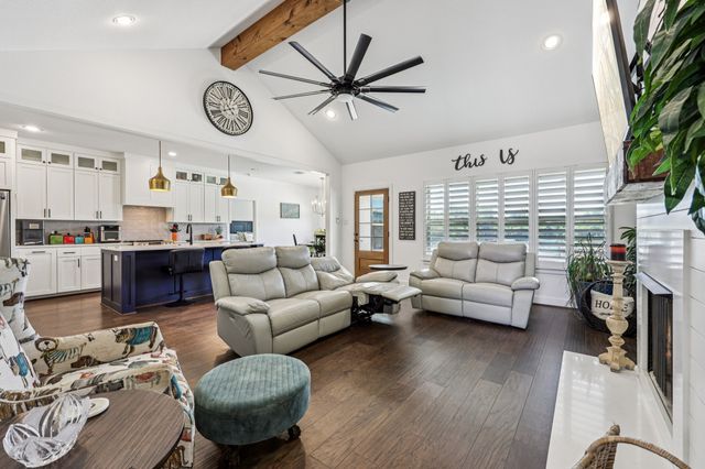 1180 Horizon Trace Drive, Azle, TX 76020