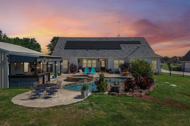 1180 Horizon Trace Drive, Azle, TX 76020