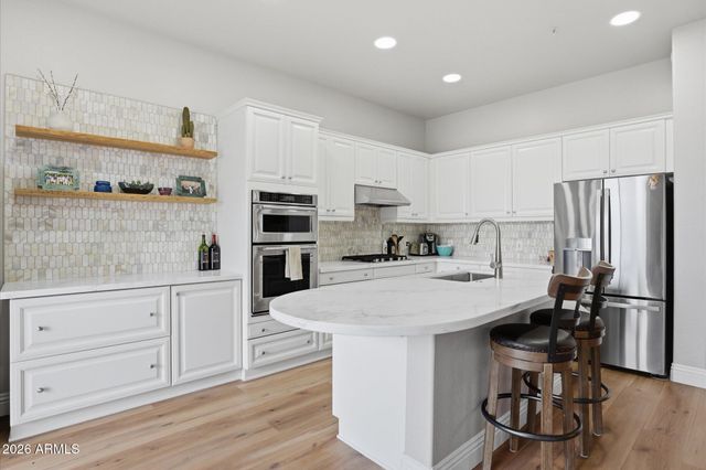 19475 N GRAYHAWK Drive 1060, Scottsdale, AZ 85255