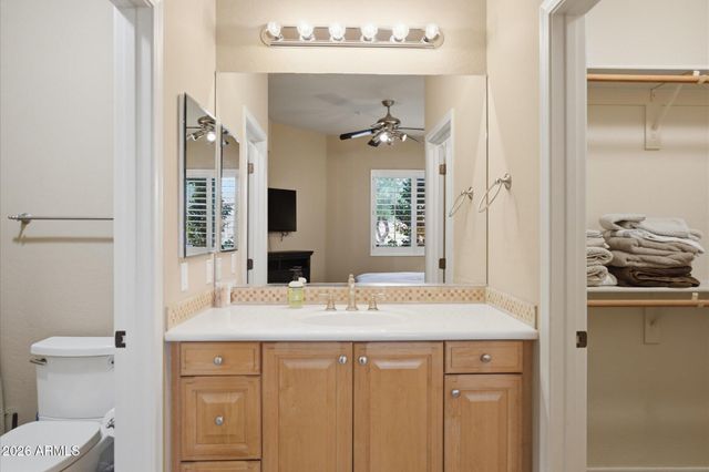 19475 N GRAYHAWK Drive 1060, Scottsdale, AZ 85255