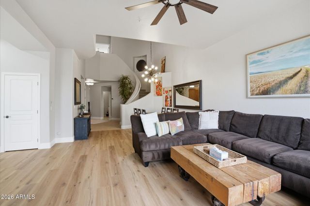 19475 N GRAYHAWK Drive 1060, Scottsdale, AZ 85255