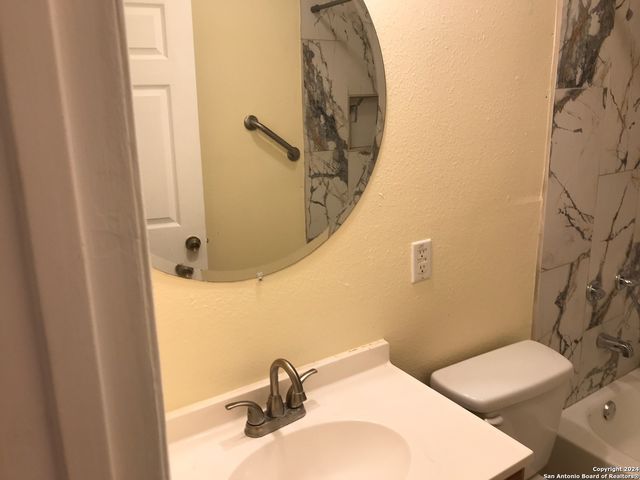 4347 SUN GATE ST, San Antonio, TX 78217