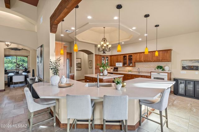 5423 E Gleneagles Drive, Tucson, AZ 85718