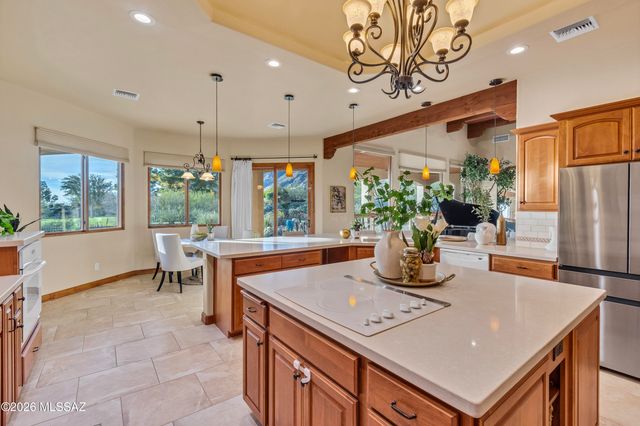 5423 E Gleneagles Drive, Tucson, AZ 85718