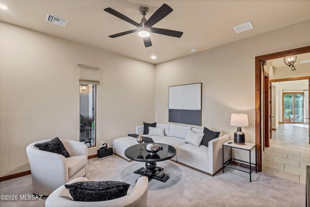 5423 E Gleneagles Drive, Tucson, AZ 85718