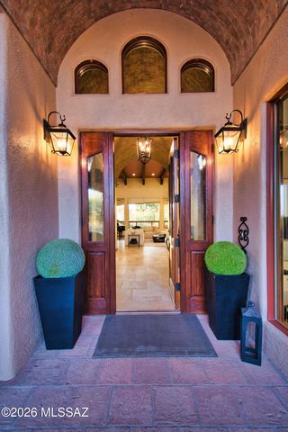 5423 E Gleneagles Drive, Tucson, AZ 85718