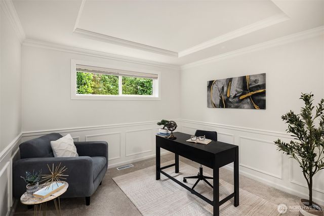5889 NW Lac Leman Drive, Issaquah, WA 98027