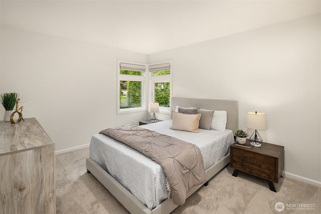 5889 NW Lac Leman Drive, Issaquah, WA 98027
