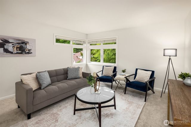 5889 NW Lac Leman Drive, Issaquah, WA 98027