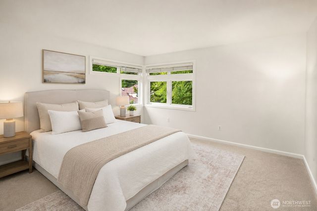 5889 NW Lac Leman Drive, Issaquah, WA 98027