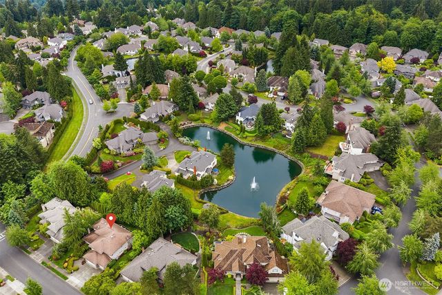 5889 NW Lac Leman Drive, Issaquah, WA 98027