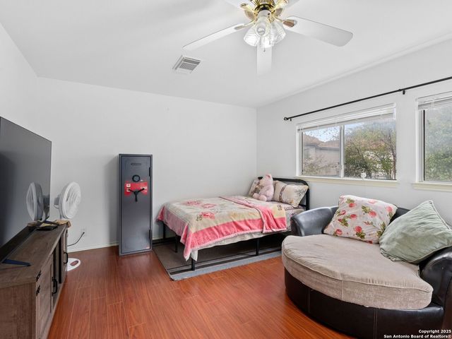 2 Fannin Post, San Antonio, TX 78240