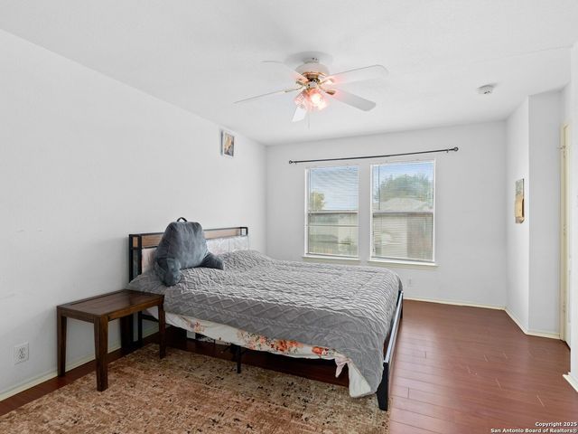 2 Fannin Post, San Antonio, TX 78240