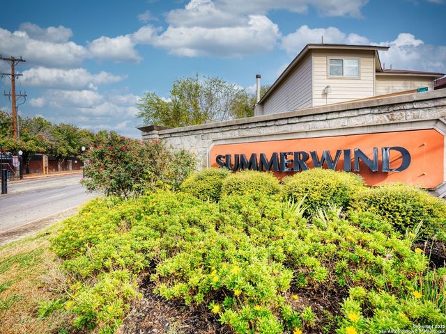 2 Fannin Post, San Antonio, TX 78240