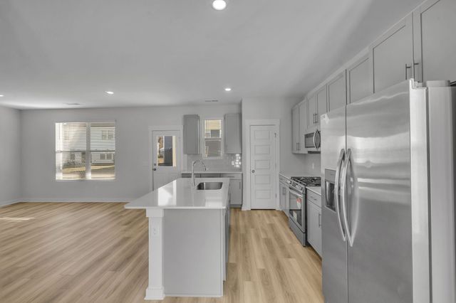 361 Euclid Dr, White House, TN 37188