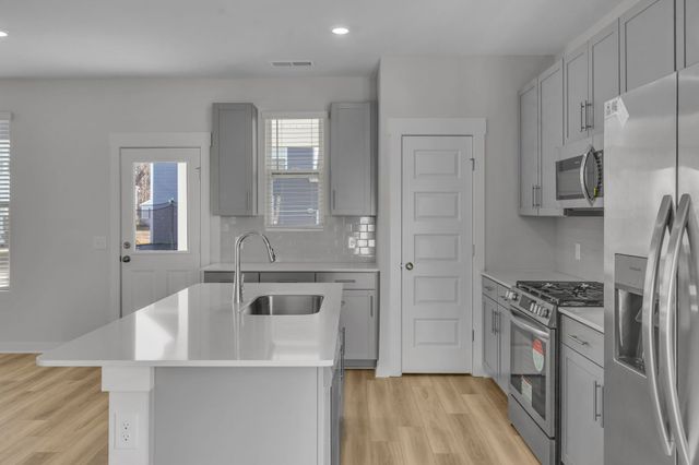 361 Euclid Dr, White House, TN 37188