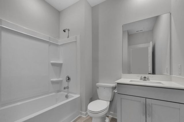 361 Euclid Dr, White House, TN 37188