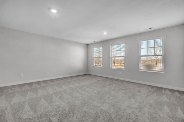 361 Euclid Dr, White House, TN 37188