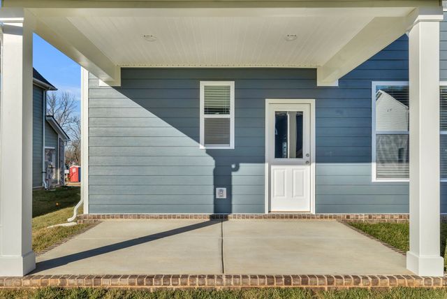 361 Euclid Dr, White House, TN 37188