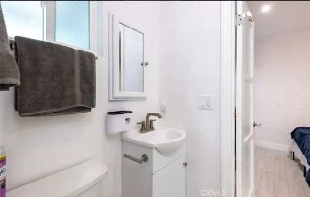 1657 S Garth Ave, Los Angeles, CA 90035