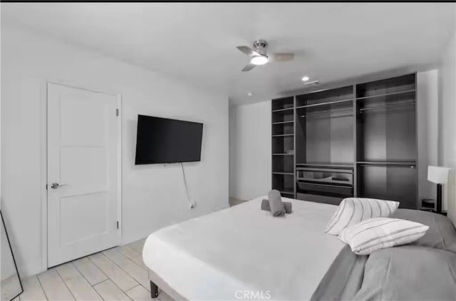 1657 S Garth Ave, Los Angeles, CA 90035