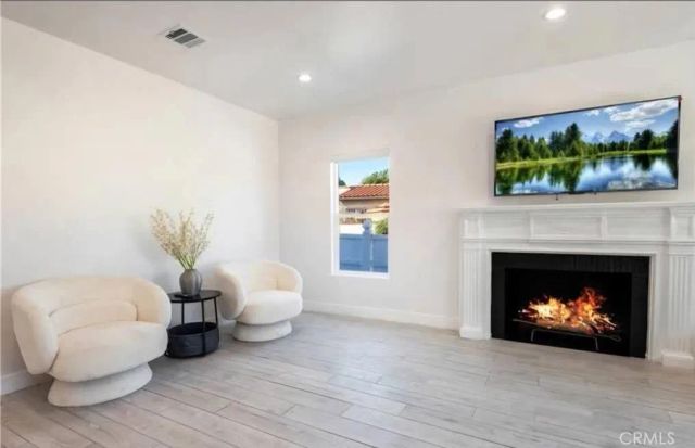 1657 S Garth Ave, Los Angeles, CA 90035