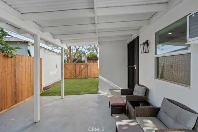 1657 S Garth Ave, Los Angeles, CA 90035