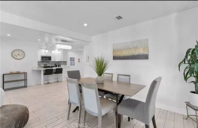1657 S Garth Ave, Los Angeles, CA 90035