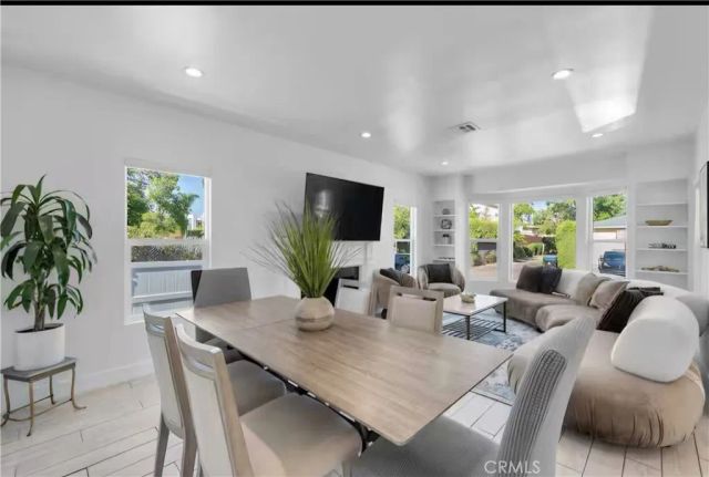 1657 S Garth Ave, Los Angeles, CA 90035