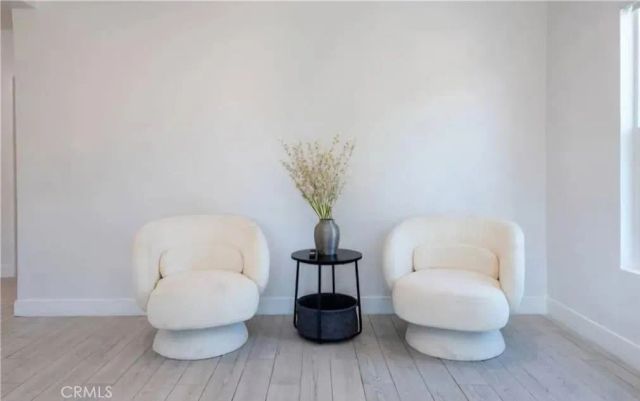 1657 S Garth Ave, Los Angeles, CA 90035