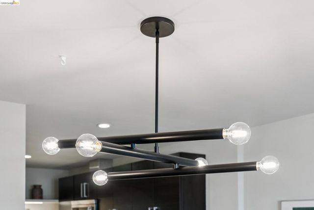 6465 San Pablo 203, Oakland, CA 94608