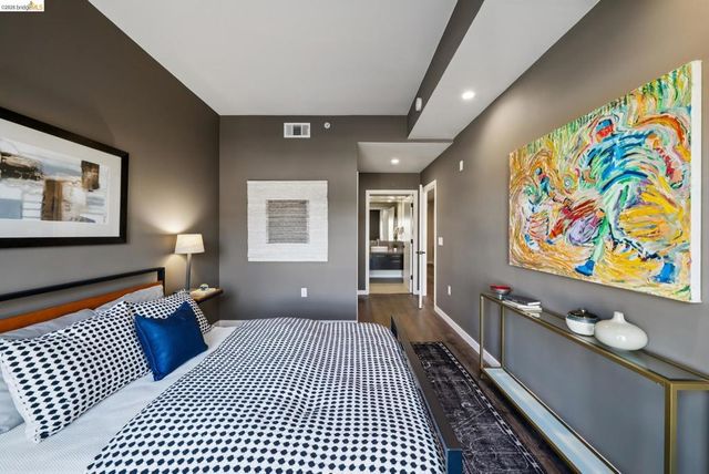 6465 San Pablo 203, Oakland, CA 94608