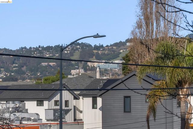 6465 San Pablo 203, Oakland, CA 94608