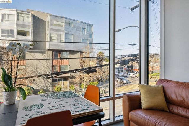 6465 San Pablo 203, Oakland, CA 94608