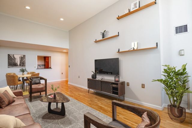 20-30 Daniels St. 318, Malden, MA 02148