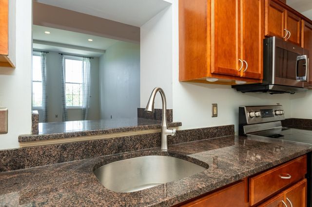 20-30 Daniels St. 318, Malden, MA 02148