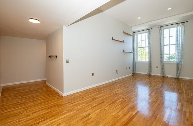 20-30 Daniels St. 318, Malden, MA 02148