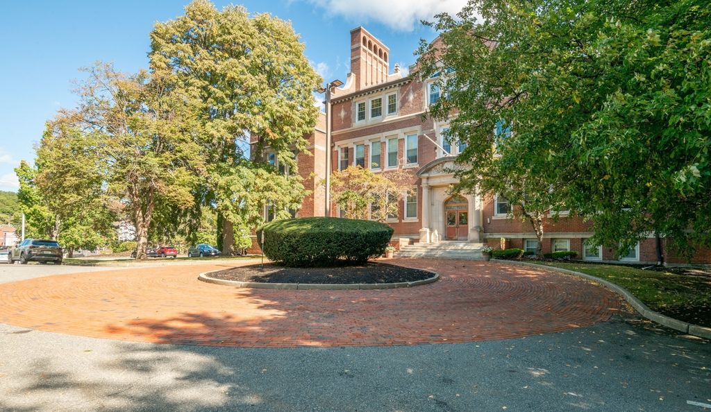 20-30 Daniels St. 318, Malden, MA 02148