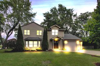 315 S Beverly Lane, Arlington Heights, IL 60005