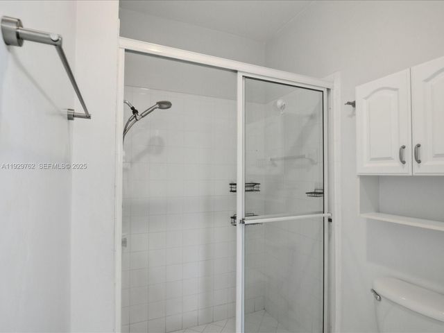 865 NW 132nd Ave, Pembroke Pines, FL 33028