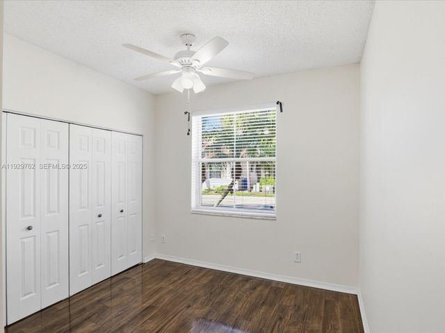 865 NW 132nd Ave, Pembroke Pines, FL 33028