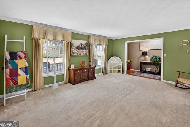 459 Prince Avenue, Swainsboro, GA 30401